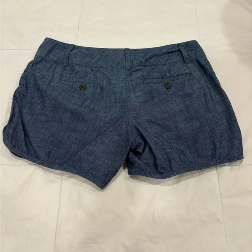 Lightweight denim shorts from the limited size‎ 6 great for back to school